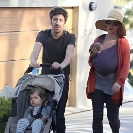 Jocelyn Towne and her husband Simon with two children.